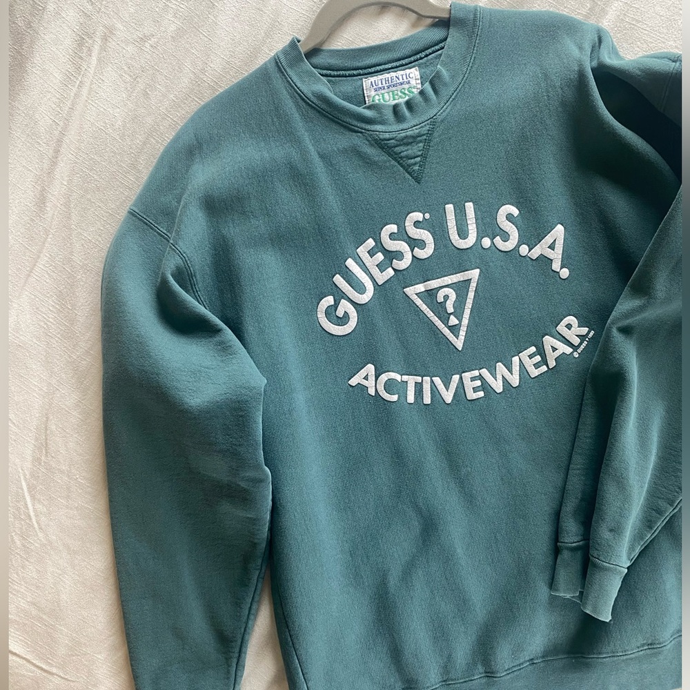 Vintage GUESS pullover crew